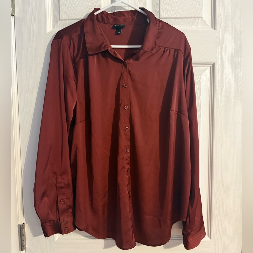Torrid Women's Brick Red Button-Down Shirt